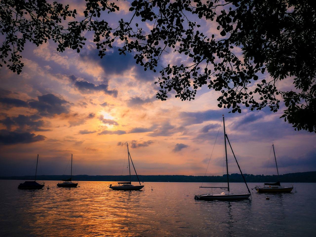 Impression aus dem Segelrevier Starnberger See, Oberbayern (Fünfseenland)