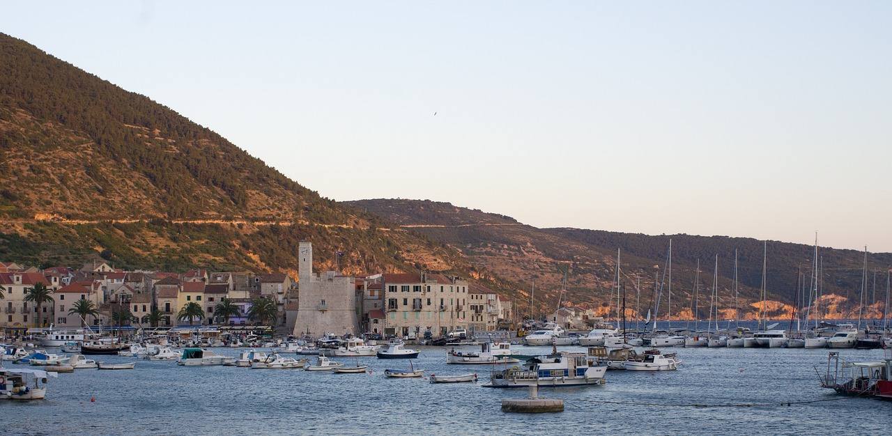 Impression aus dem Segelrevier Vis, Mitteldalmatien