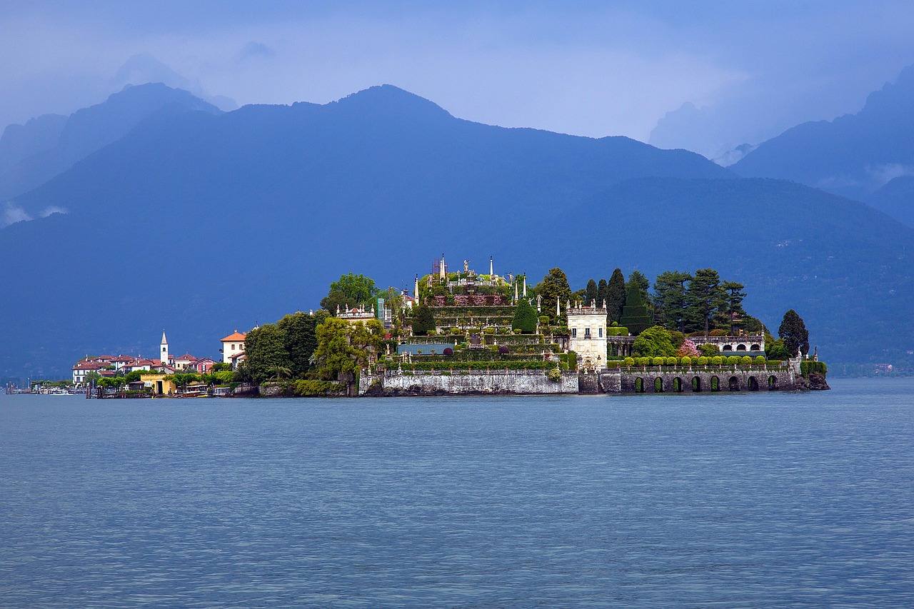 Impression aus dem Segelrevier Lago Maggiore, Piemont, Lombardei und Tessin